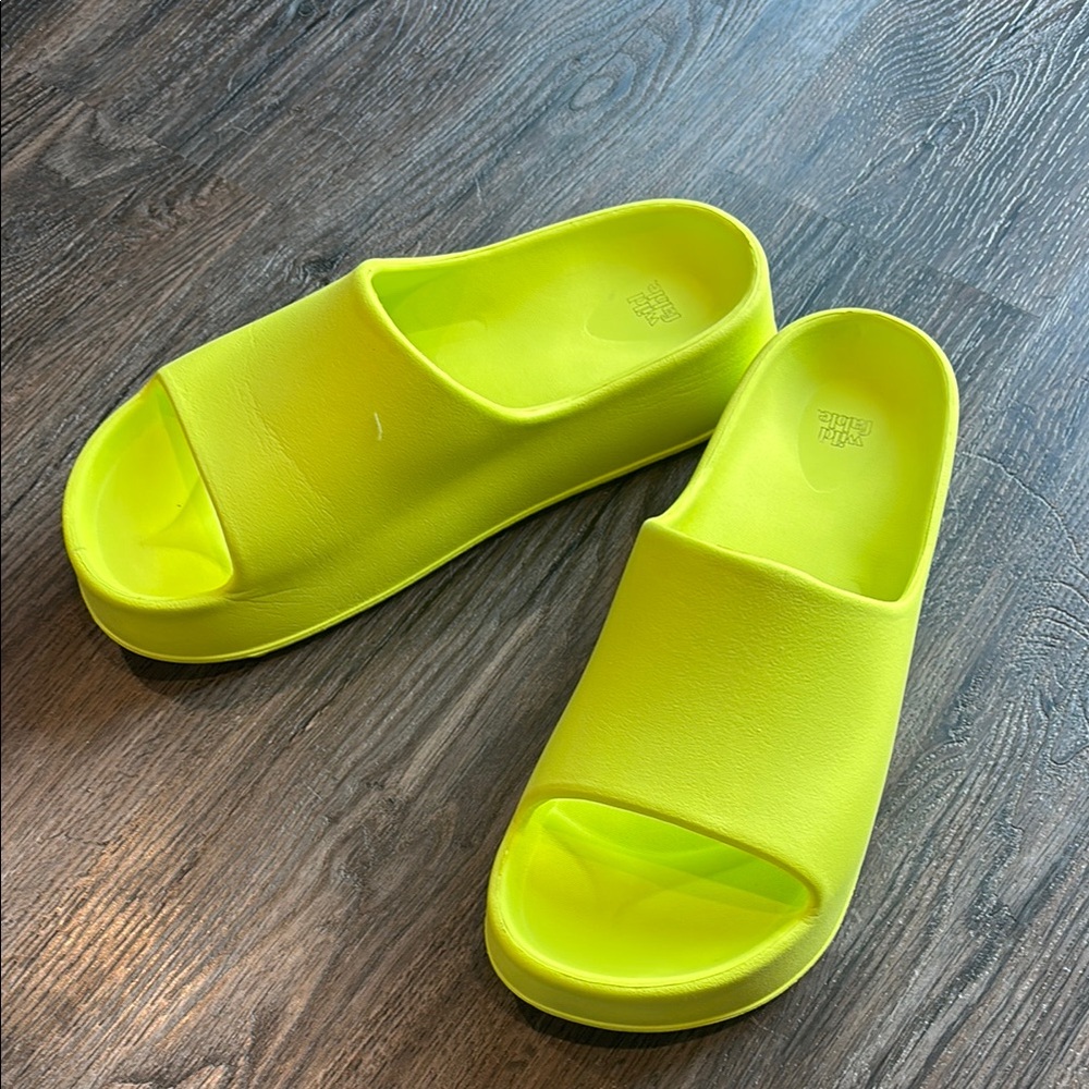 Wild Fable Neon Yellow Green Platform Slides